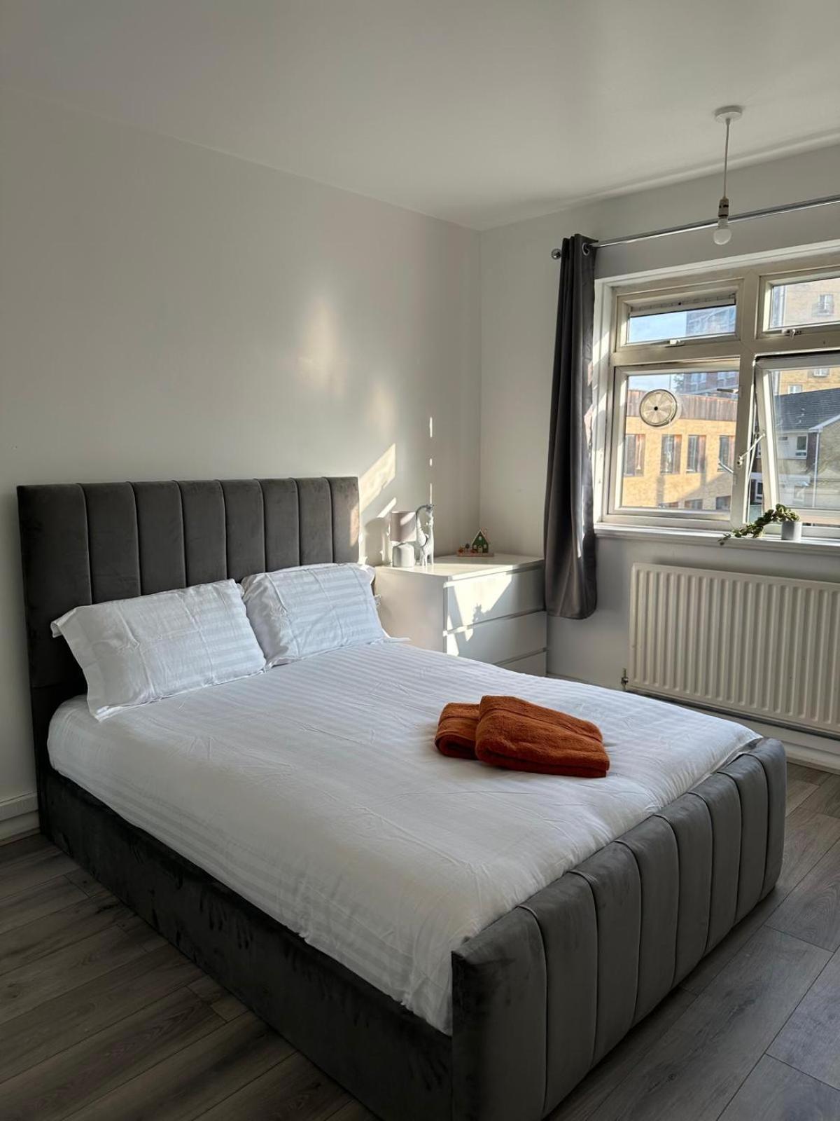 Alloggio in famiglia Modern In A 4 Bedroom Flat In London, Shared Bathroom! Londra
